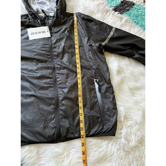 Zyia windbreaker jacket - Picture 6 of 9